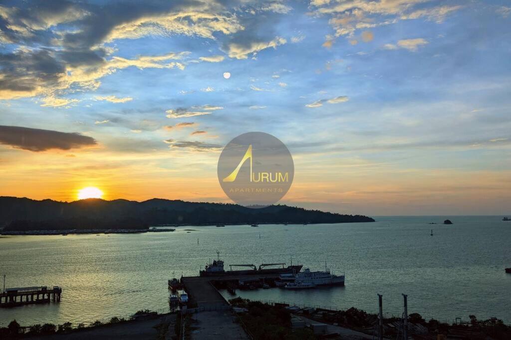 Ocean-sunset View 2 Bedroom @ Jesselton Quay *